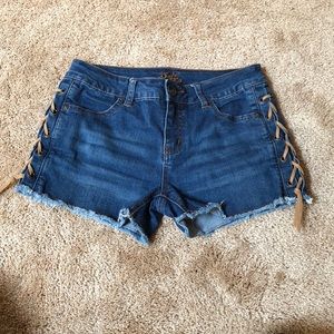 Girl’s Justice Jean shorts